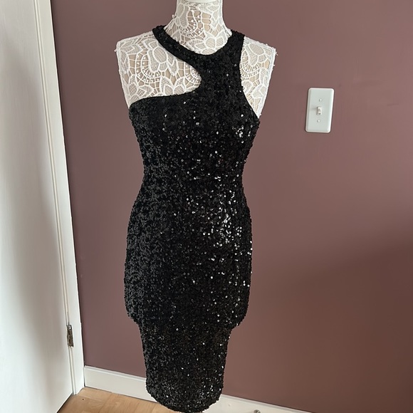 CLUB L LONDON Black Seduce Me Sequin Midi Dress - Picture 5 of 10